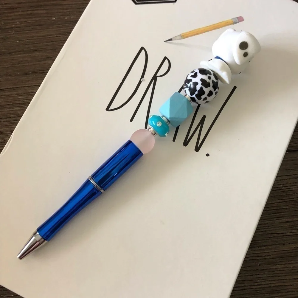 Disney Doorables: 101 Dalmatians: Perdita handmade beaded pen